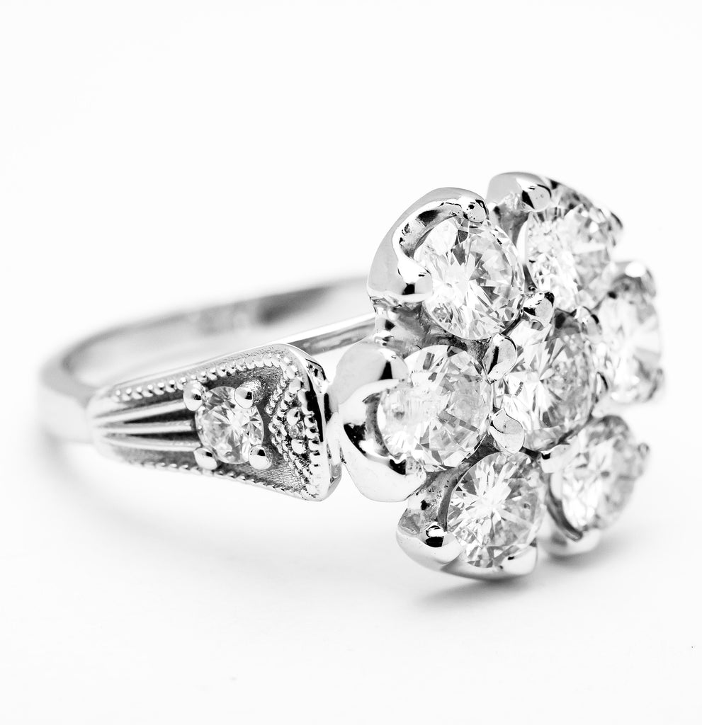 18K White Gold Diamond Cluster Ring