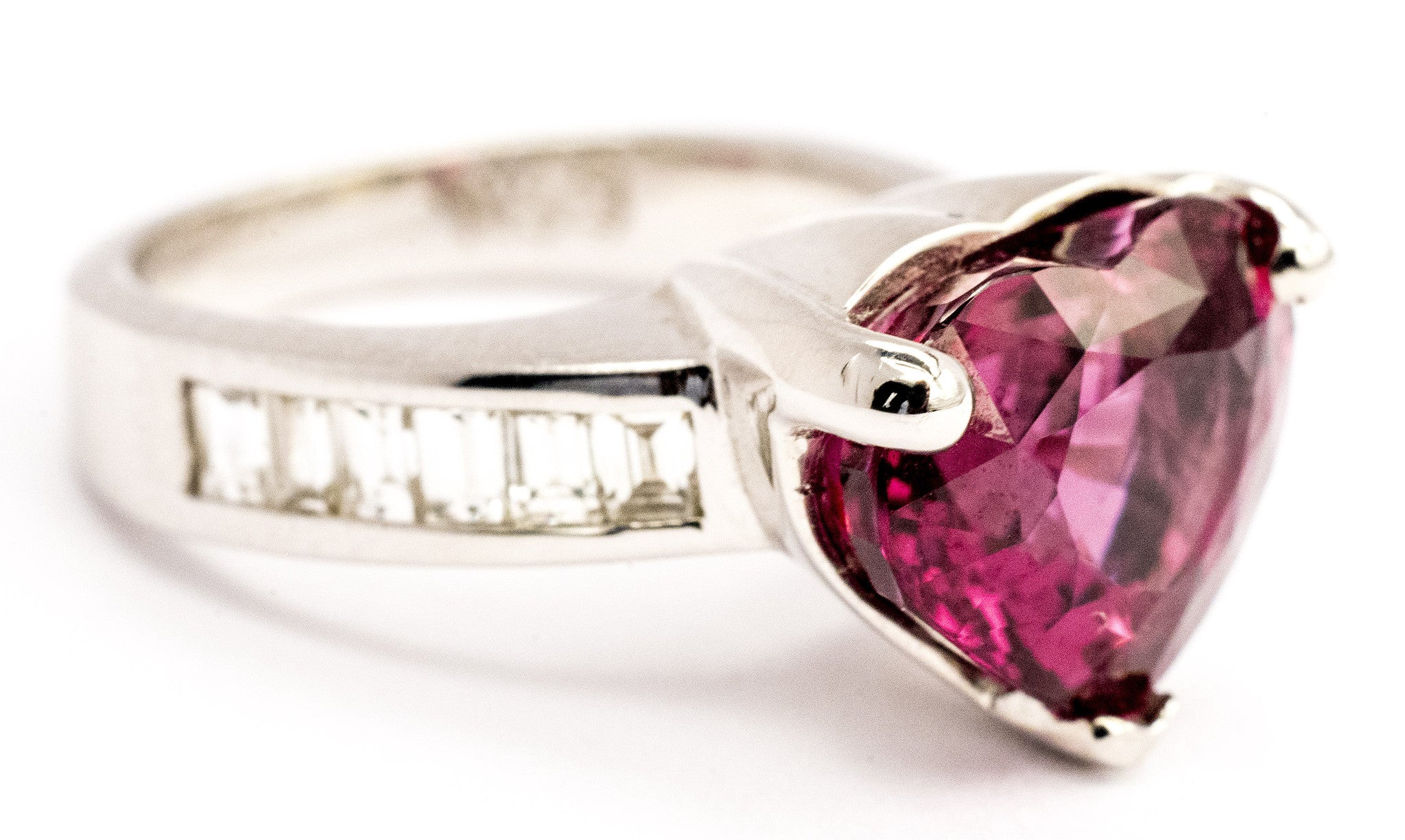Pink Purple Natural Sapphire & Diamond 18K Yellow Gold Ring - GIA certified